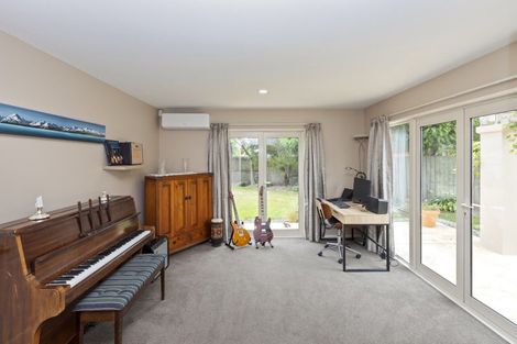 Photo of property in 4 Baldoyle Way, Casebrook, Christchurch, 8051