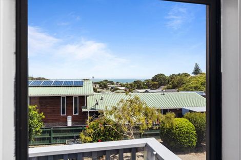 Photo of property in 20a Tahurangi Place, Spotswood, New Plymouth, 4310