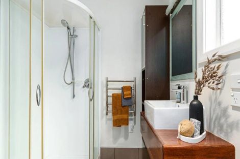 Photo of property in 26 Ashford Avenue, Hokowhitu, Palmerston North, 4410