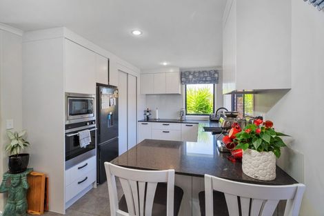 Photo of property in 16 Cobham Lane, Whitianga, 3510