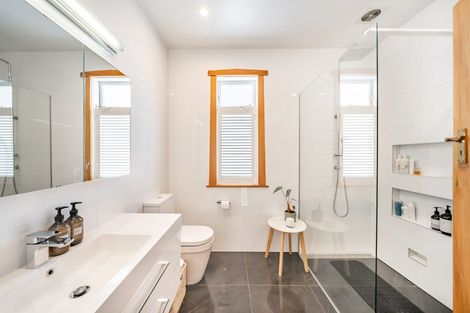 Photo of property in 47 Wakefield Street, Alicetown, Lower Hutt, 5010