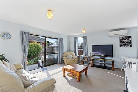Photo of property in 1/22 Mchaffies Place, Wainoni, Christchurch, 8061