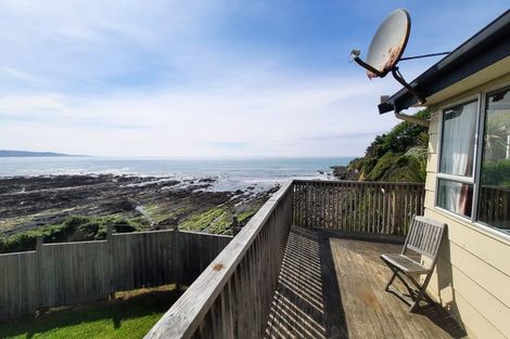 Photo of property in 3 Esplanade, Kaka Point, 9271