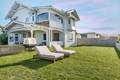 Photo of property in 68 Whiteley Street, Moturoa, New Plymouth, 4310