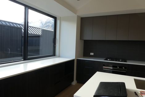 Photo of property in 5 Kokako Lane, Jacks Point, Queenstown, 9371