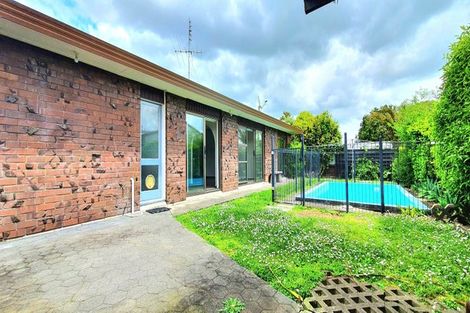 Photo of property in 21b Sunnypark Avenue, Rosehill, Papakura, 2113