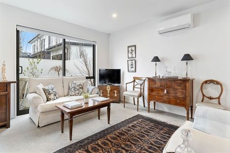 Photo of property in 20b Hewitts Road, Merivale, Christchurch, 8014