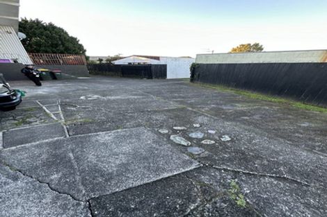 Photo of property in 6 Minton Place, Manurewa, Auckland, 2102