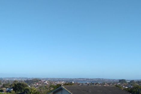 Photo of property in 148a Hutchinsons Road, Bucklands Beach, Auckland, 2014