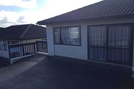 Photo of property in 8d Schnapper Rock Road, Schnapper Rock, Auckland, 0632