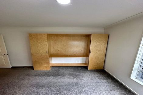 Photo of property in 2/13 Markham Place, Bucklands Beach, Auckland, 2012