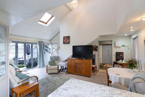 Photo of property in 162a Winchester Street, Levin, 5510