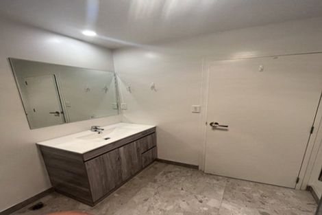 Photo of property in 3/86 Fred Taylor Drive, Westgate, Auckland, 0814