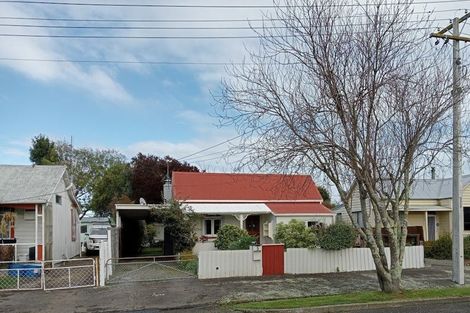 Photo of property in 5 Alexander Street, Whanganui, 4500