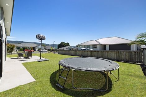 Photo of property in 74 Tynan Street, Te Puke, 3119