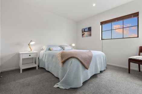 Photo of property in 56 Aberley Road, Schnapper Rock, Auckland, 0632