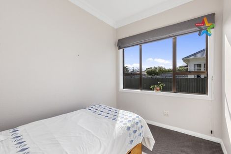 Photo of property in 2 Frickleton Grove, Waterloo, Lower Hutt, 5011
