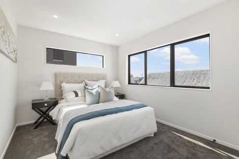 Photo of property in 2/1 Egremont Street, Belmont, Auckland, 0622