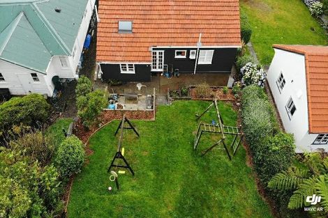 Photo of property in 10 Hathaway Avenue, Karori, Wellington, 6012