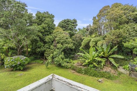 Photo of property in 52 Pitcairn Street, Oakura, 4314