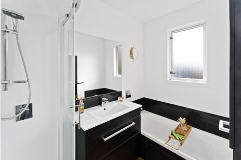 Photo of property in 22 Cordelia Street, Stratford, 4332