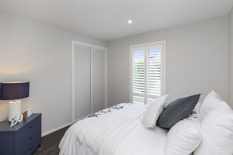 Photo of property in 18 Millpond Place, Parklands, Christchurch, 8083