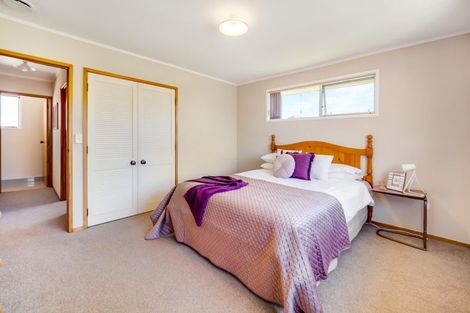 Photo of property in 9 Tyndrum Place, Highland Park, Auckland, 2010