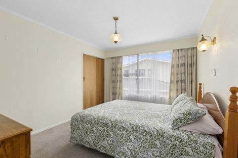 Photo of property in 32 De Menech Grove, Avalon, Lower Hutt, 5011