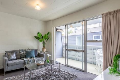 Photo of property in 4/6 Opoia Road, Hamilton East, Hamilton, 3216