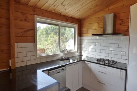 Photo of property in 43 Charlotte Street, Stanmore Bay, Whangaparaoa, 0932