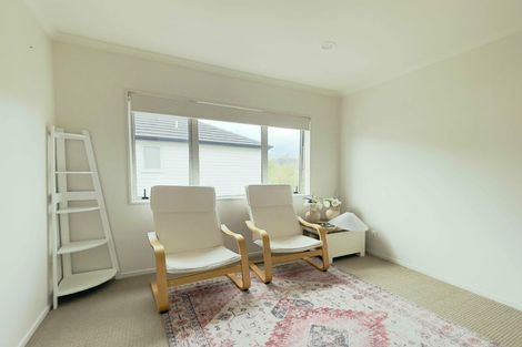 Photo of property in 13 Pickaberry Avenue, Karaka, Papakura, 2113