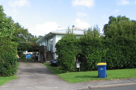 Photo of property in 26 Beauchamp Drive, Massey, Auckland, 0614