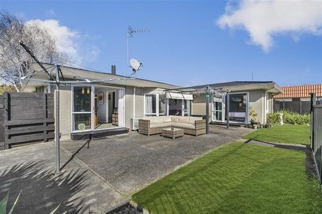 Photo of property in 17 Joyce Street, Pahurehure, Papakura, 2113