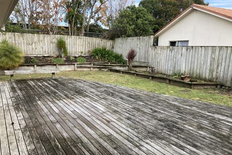 Photo of property in 32 Maurice Borich Place, Henderson, Auckland, 0610