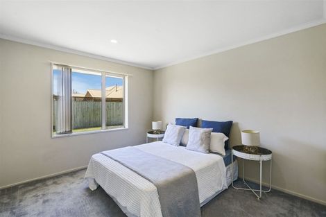 Photo of property in 10 Cunneen Place, Aidanfield, Christchurch, 8025