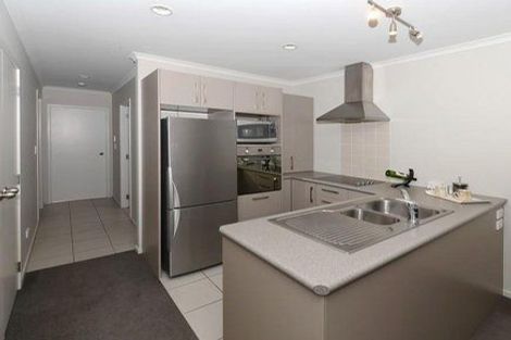 Photo of property in 2/15 Albert Street, Hamilton East, Hamilton, 3216