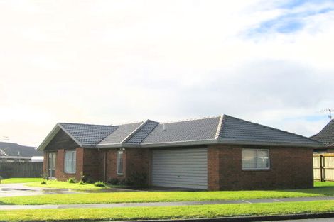 Photo of property in 16 Dulwich Place, Burswood, Auckland, 2013