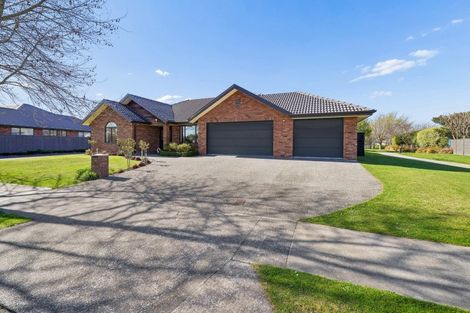 Photo of property in 10 Hawthorn Mews, Rangiora, 7400
