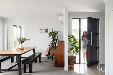 Photo of property in 15 Ballintoy Park Drive, Welcome Bay, Tauranga, 3175