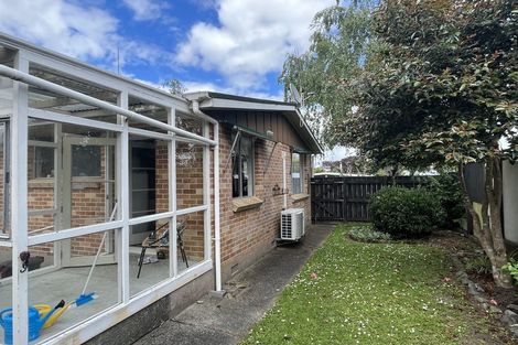 Photo of property in 30 Chilton Grove, Hokowhitu, Palmerston North, 4410