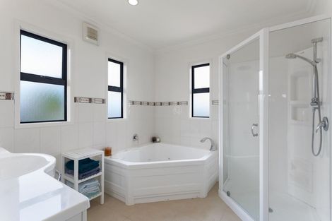 Photo of property in 16 Shark Bay Close, Ohope, 3121