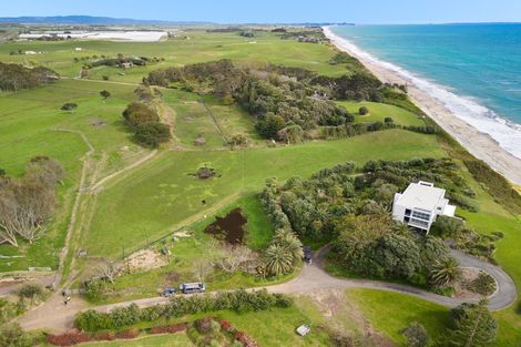 Photo of property in 3b Beach Access, Pukehina, 3186