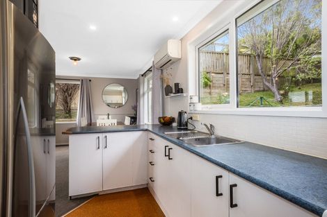 Photo of property in 9 Gaff Place, Whitby, Porirua, 5024