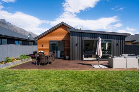 Photo of property in 50 Jack Hanley Drive, Jacks Point, Queenstown, 9371