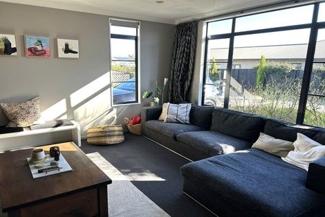 Photo of property in 14 Scott Place, Havelock North, 4130