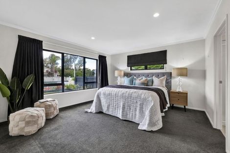 Photo of property in 28 Paynters Avenue, Strandon, New Plymouth, 4312