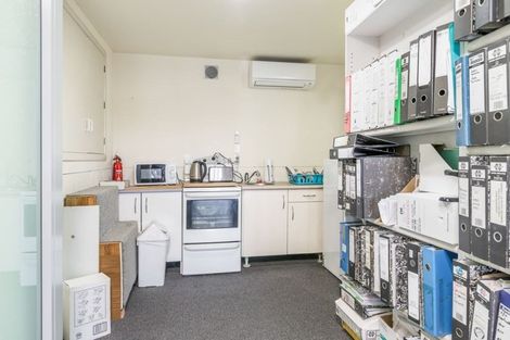 Photo of property in 212 Archers Road, Glenfield, Auckland, 0629