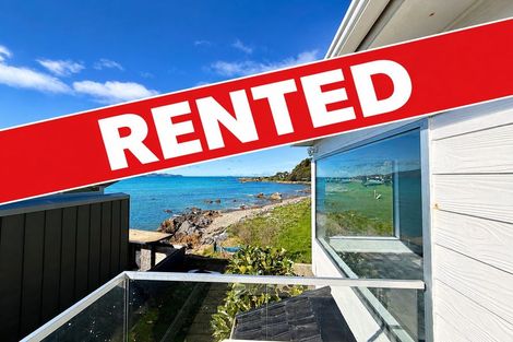 Photo of property in 281 Queens Drive, Lyall Bay, Wellington, 6022