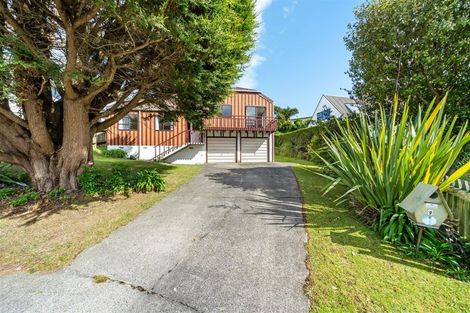 Photo of property in 9 Tregony Place, Camborne, Porirua, 5026