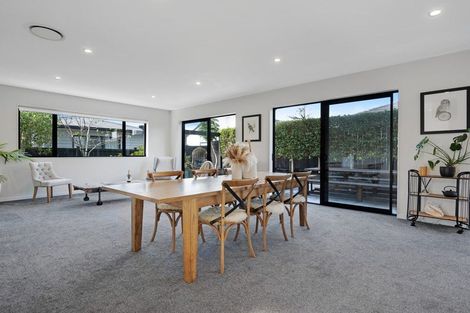 Photo of property in 26 Papa Orchard Drive, Kumeu, 0810